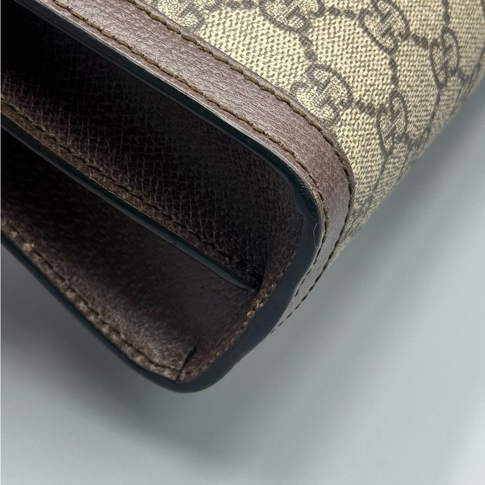 Gucci Medium GG Ophidia Clutch on Chain - Picture 9 of 11